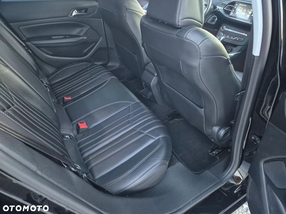 Peugeot 308 - 12