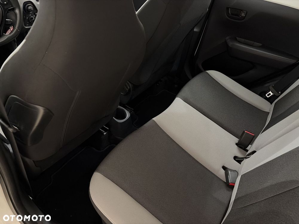 Toyota Aygo - 11
