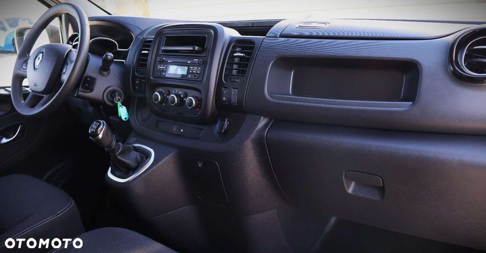 Renault Trafic - 14