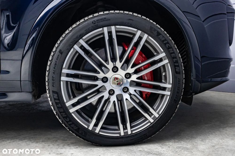 Porsche Cayenne - 11