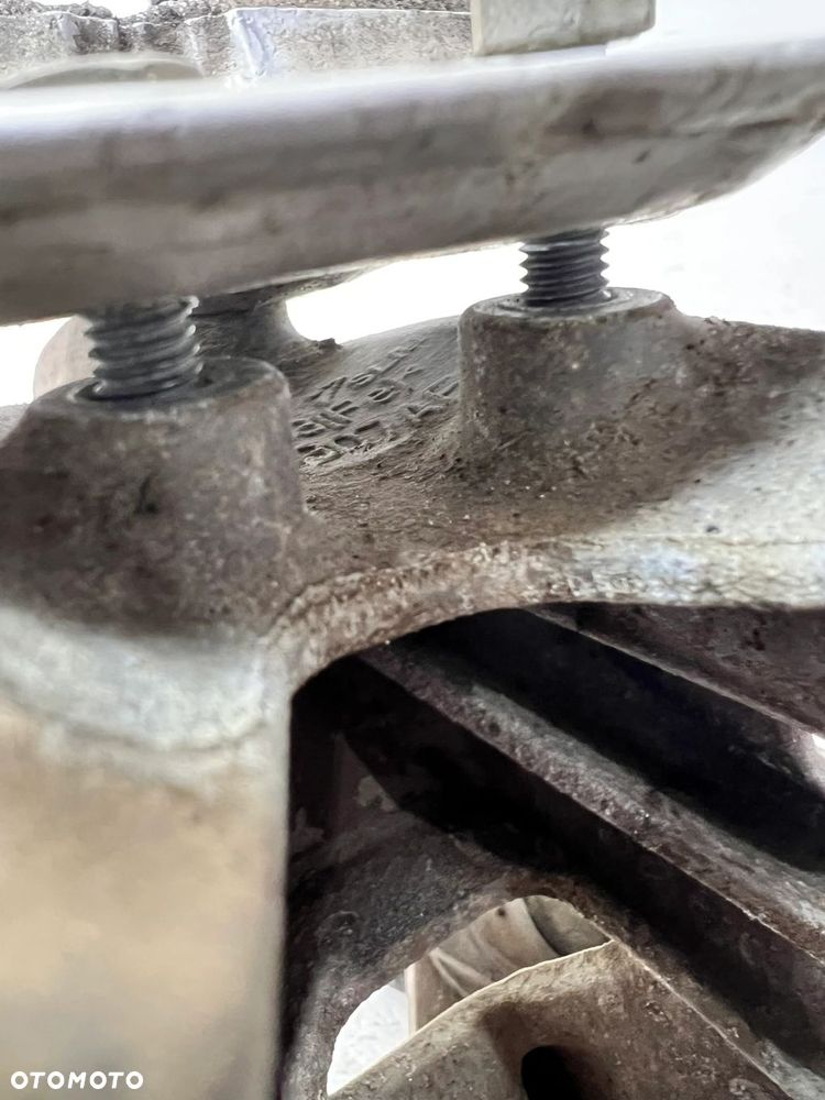ŁAPA SILNIKA LEWA AUDI Q7 4M A4 B9 A5 4M0199307AF 4M0199869AL - 8