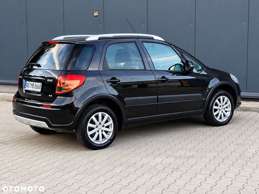 Suzuki SX4 Classic 1.6 VVT 4x4 Style - 2