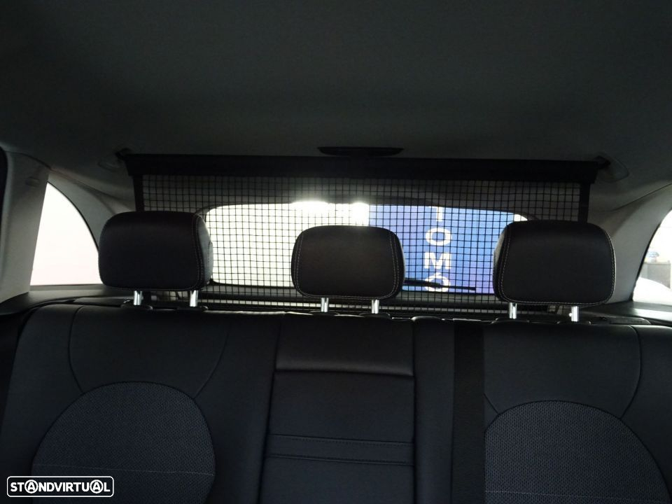 Mercedes-Benz C 180 BlueTEC Avantgarde - 30