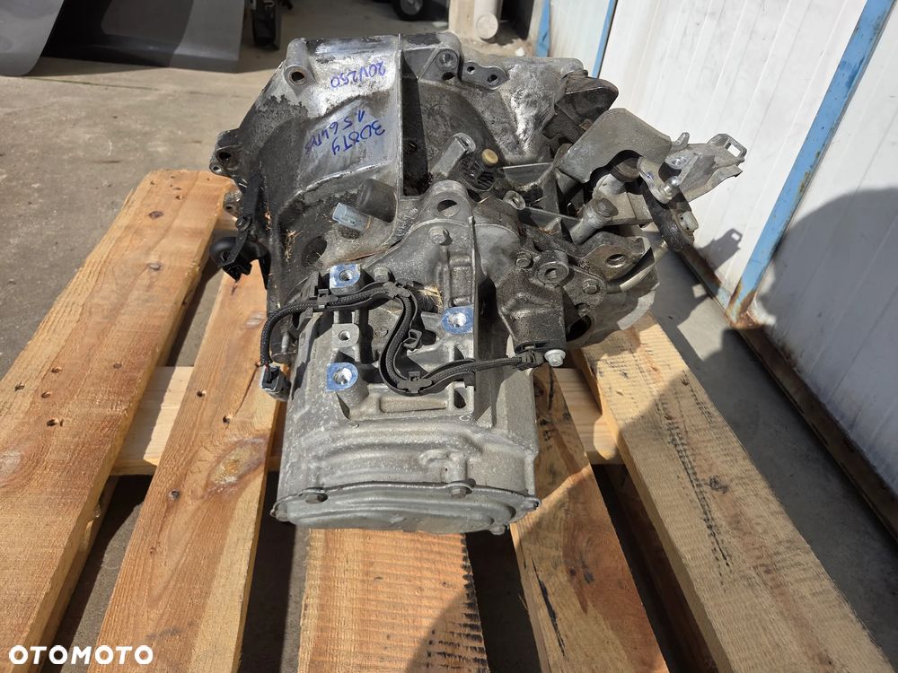 Skrzynia biegów 1.5 BLUE HDI 20V250 Peugeot 308 T9 - 6