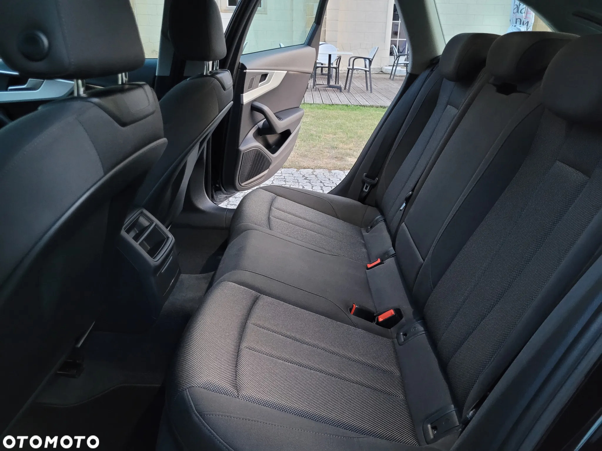 Audi A4 ver-2-0-tdi-ultra-design - 13