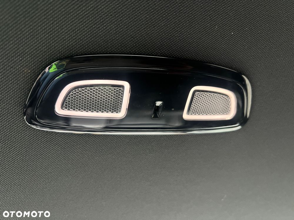 Volvo XC 60 B4 D AWD Plus Dark - 25