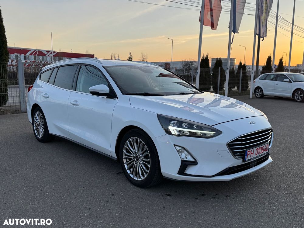 Ford Focus 1.5 EcoBlue Start-Stopp-System TITANIUM - 12