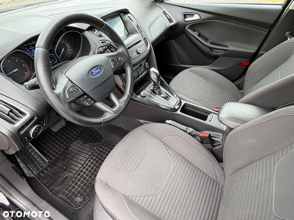 Ford Focus - 15