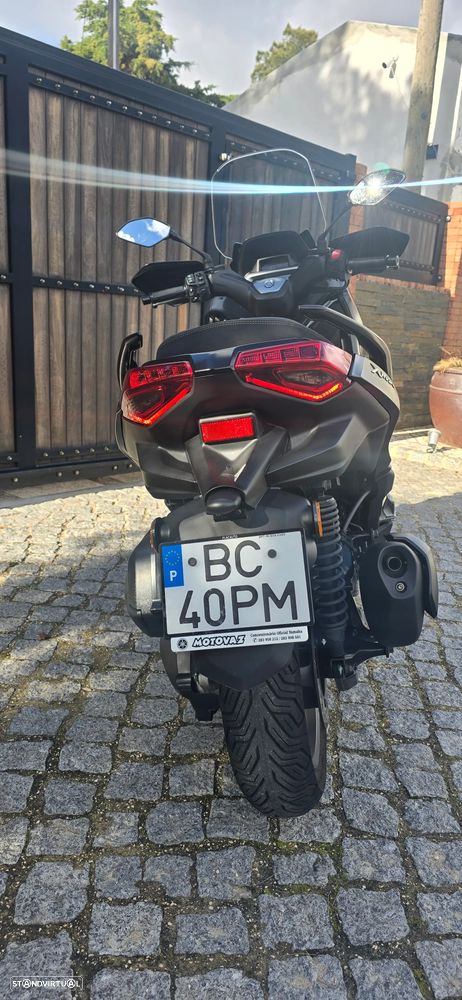 Yamaha X-Max Tech max - 12