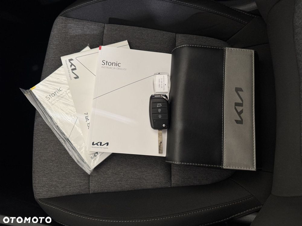 Kia Stonic - 29