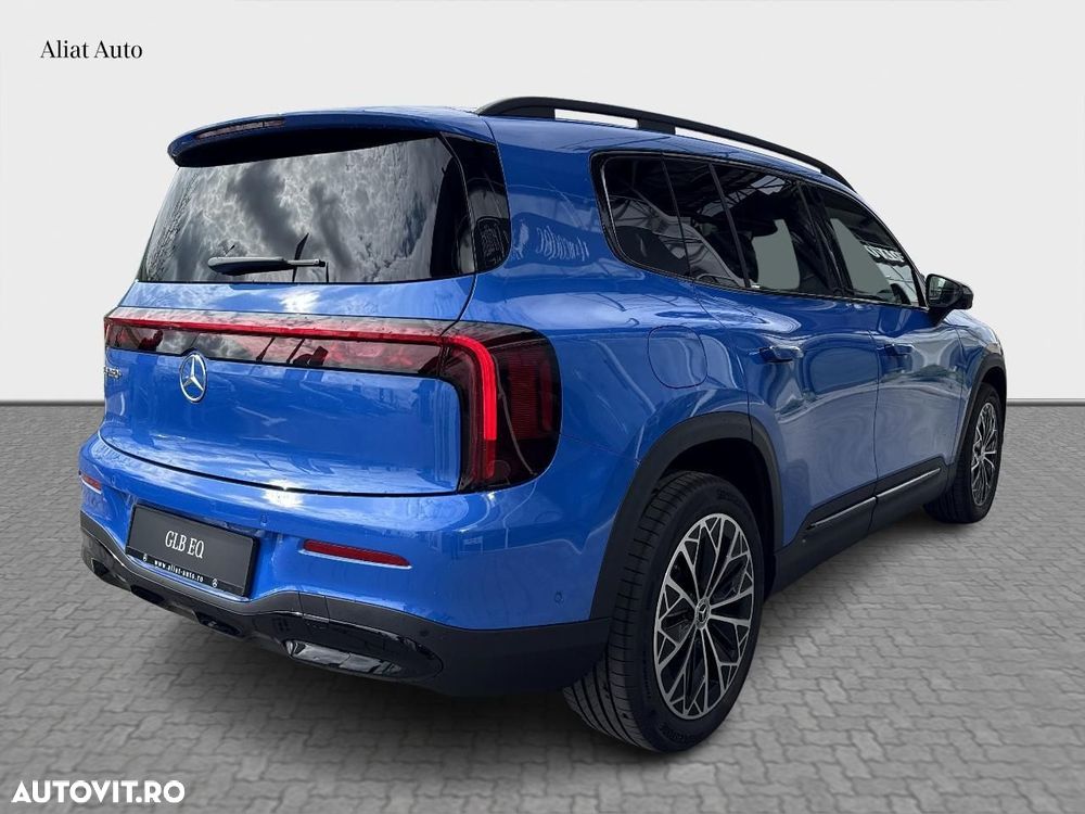 Mercedes-Benz GLB - 4