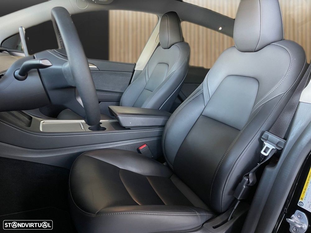 Tesla Model Y Standard - 5