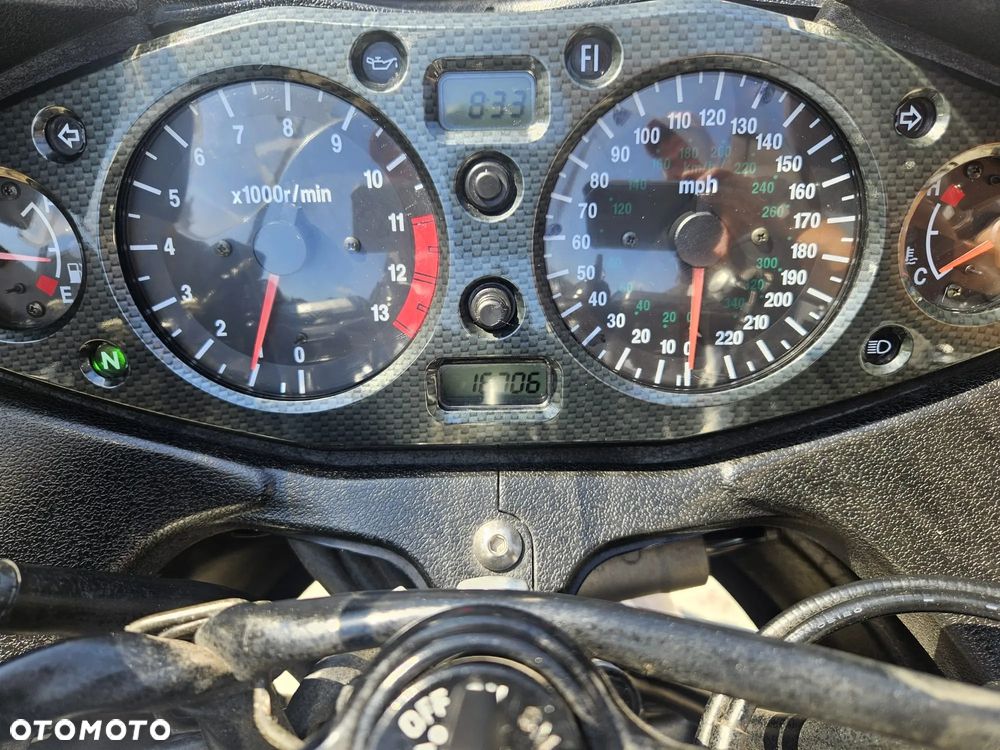 Suzuki Hayabusa - 8
