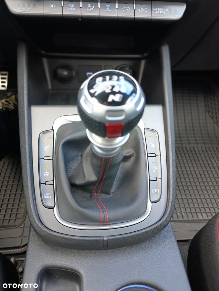 Hyundai Kona 1.0 T-GDI 48V-Hybrid N Line - 22