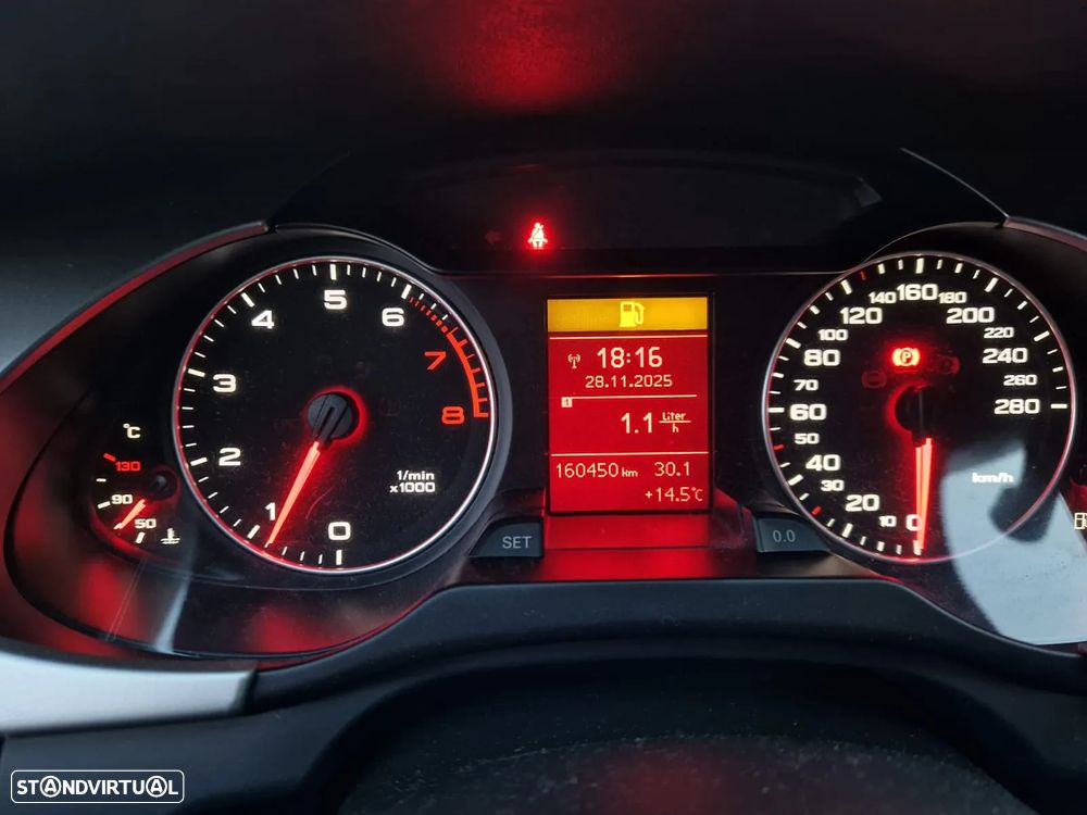 Audi A4 2.0 TFSI S line Sport Pack - 9