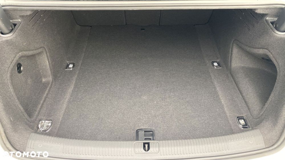 Audi A4 Limousine 35 TDI mHEV S tronic - 13