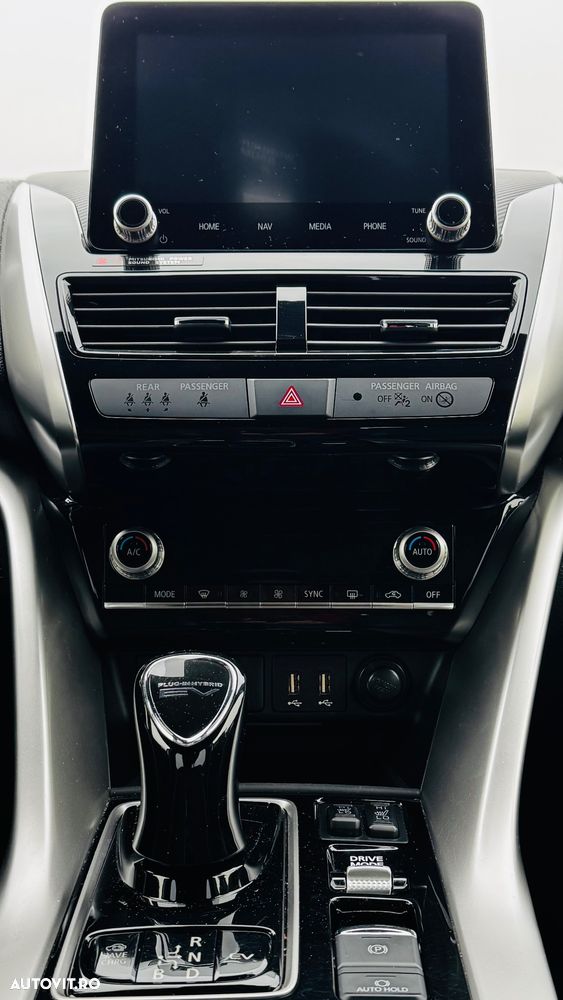 Mitsubishi Eclipse-Cross 4WD Basis - 15