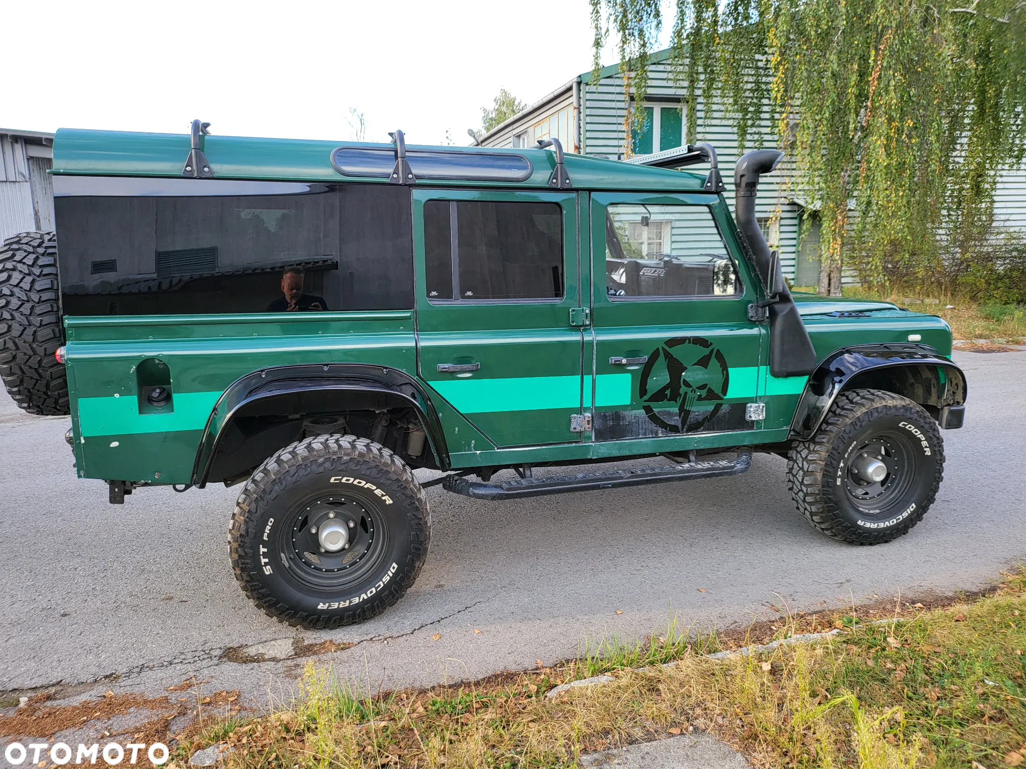 Land Rover Defender 110 2.5 TDI - 10