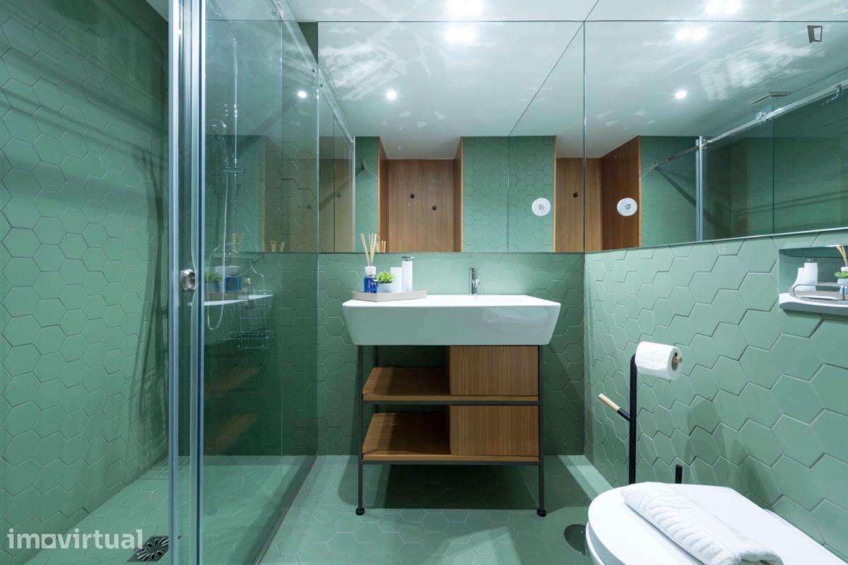 Apartamento com 2 quartos - localizado em Miragaia Porto - Grande imagem: 3/27