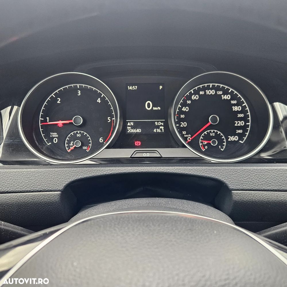 Volkswagen Golf 2.0 TDI (BlueMotion Technology) DSG Highline - 9