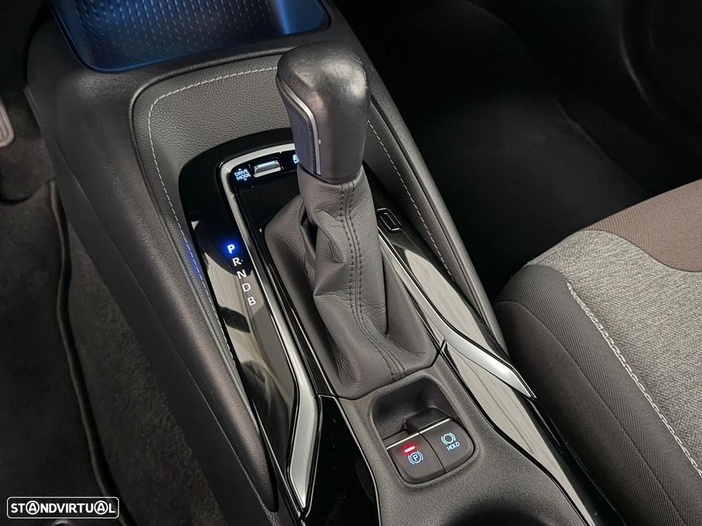 Toyota Corolla Touring Sports 1.8 Hybrid Trek - 27