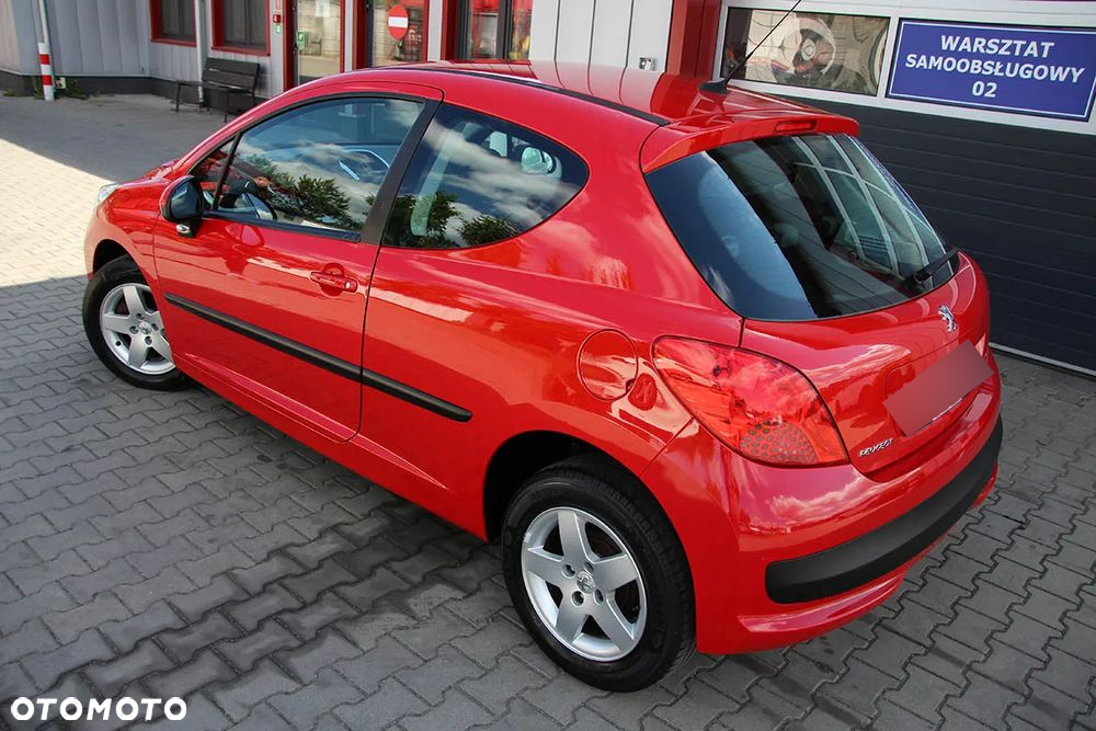 Peugeot 207 1.4 16V Trendy - 9