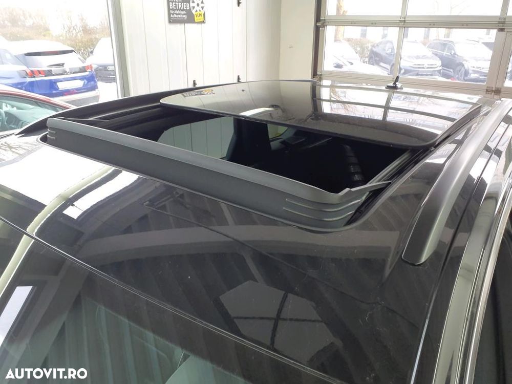 Volkswagen Touareg V6 e-Hybrid OPF 4Motion Aut. Elegance FINAL EDITION - 2