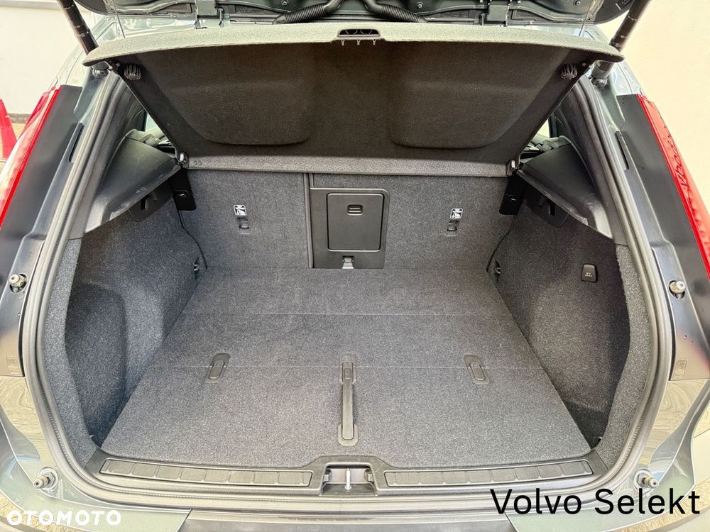 Volvo XC 40 - 30