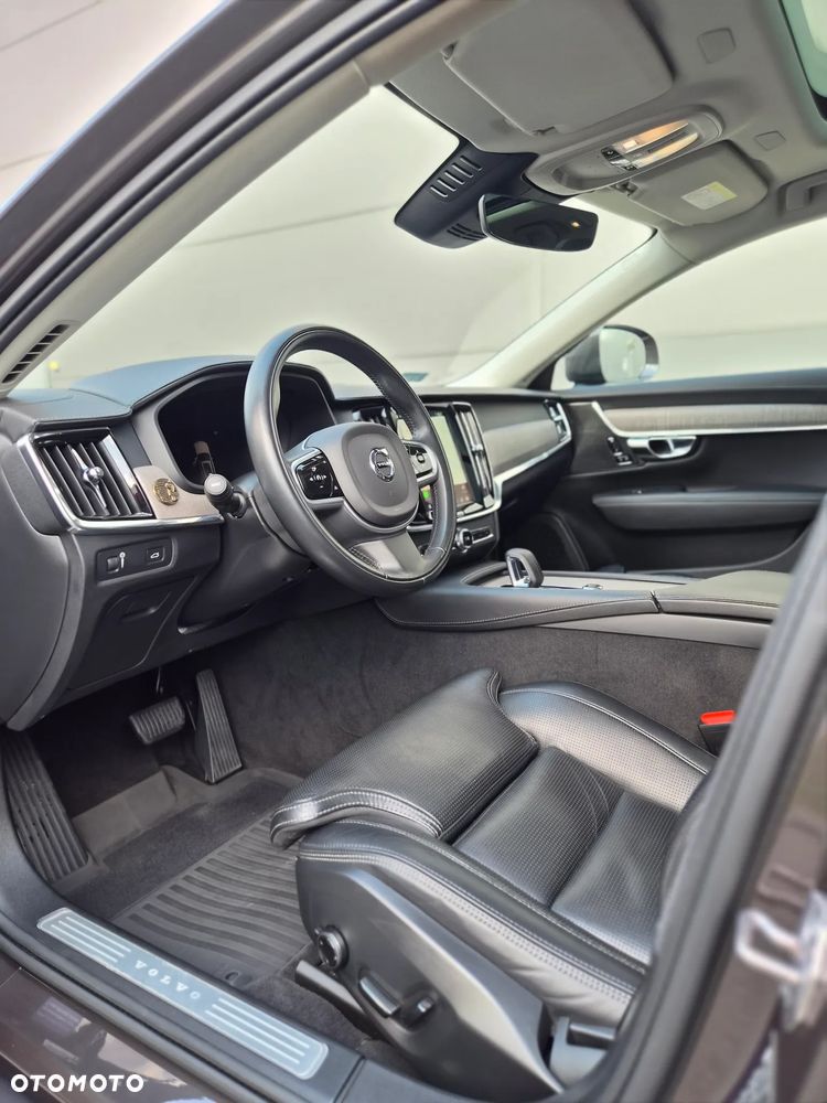 Volvo V90 Cross Country D5 SCR AWD Momentum Pro - 6
