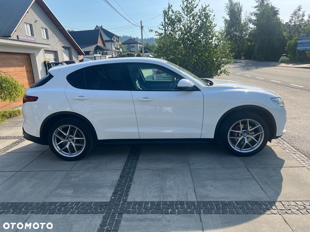 Alfa Romeo Stelvio 2.2 16V AT8 Q4 B-Tech - 5