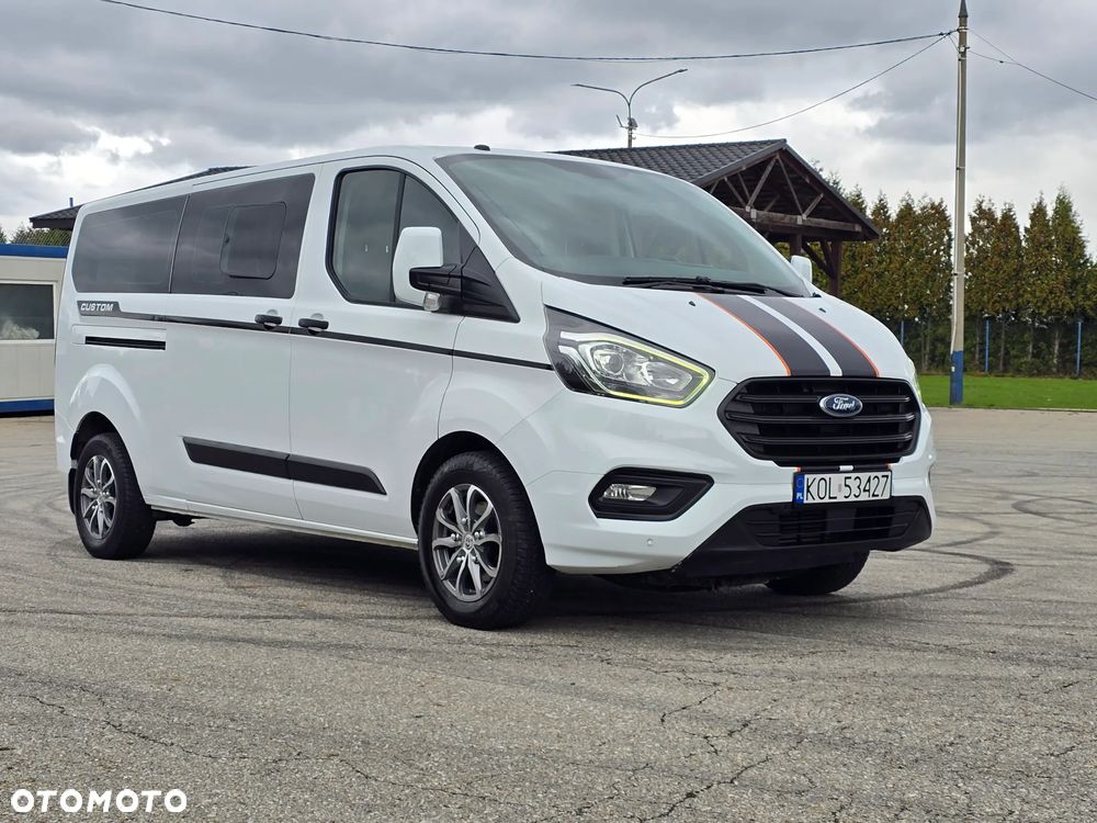 Ford Tourneo Custom 2.0 EcoBlue L2 Trend - 29