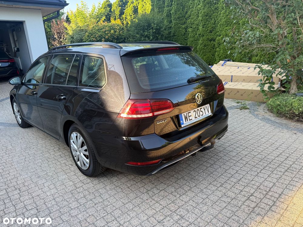 Volkswagen Golf 1.6 TDI BMT Comfortline - 23
