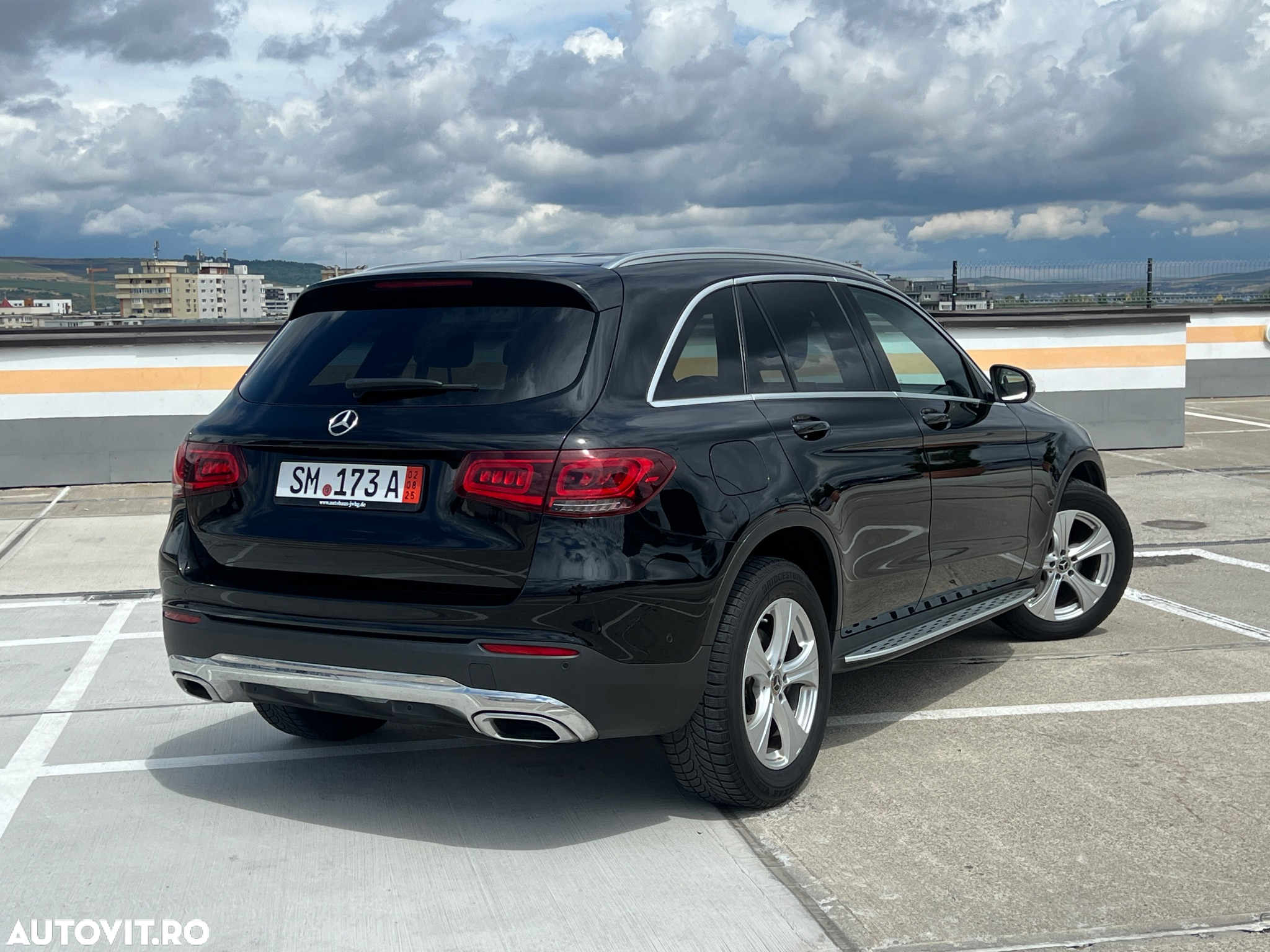 Mercedes-Benz GLC 220 d 4Matic 9G-TRONIC AMG Line - 4