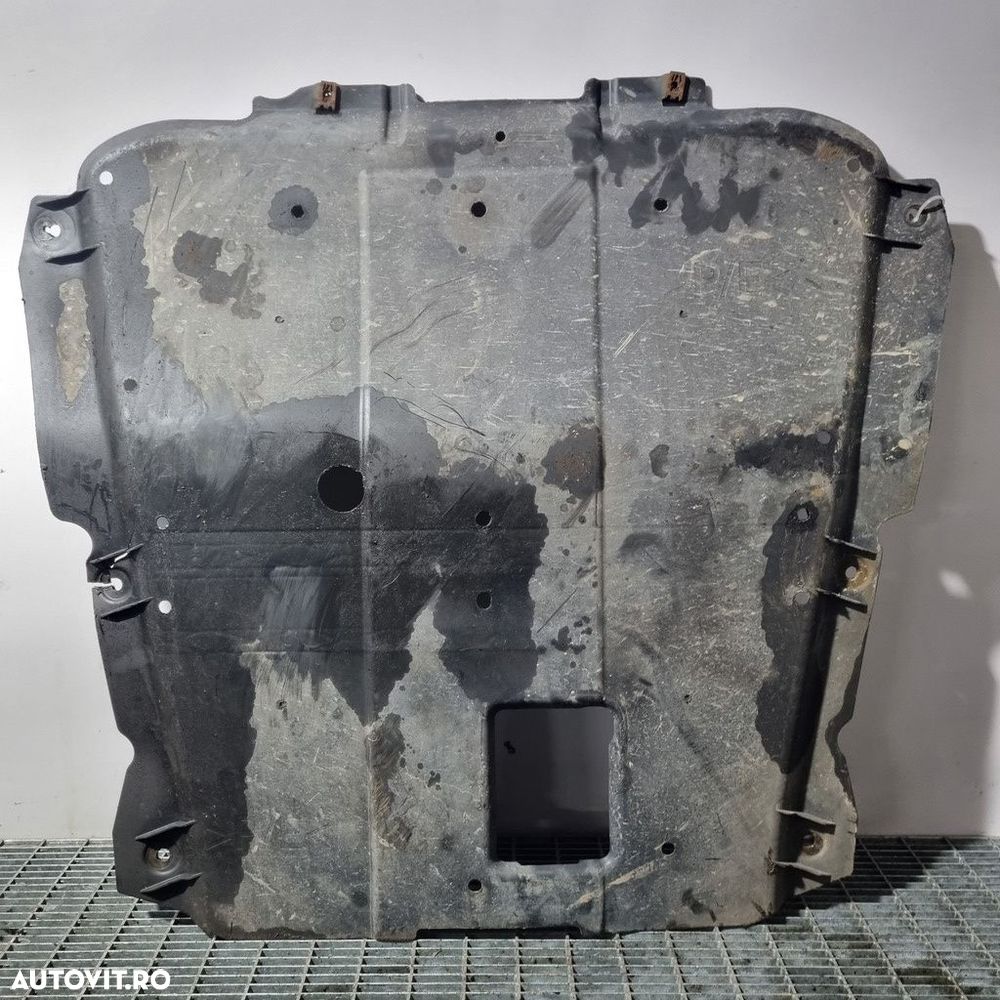 Scut motor Dacia Sandero 2 1.5 D 2012 - 2016 (1424) - 2