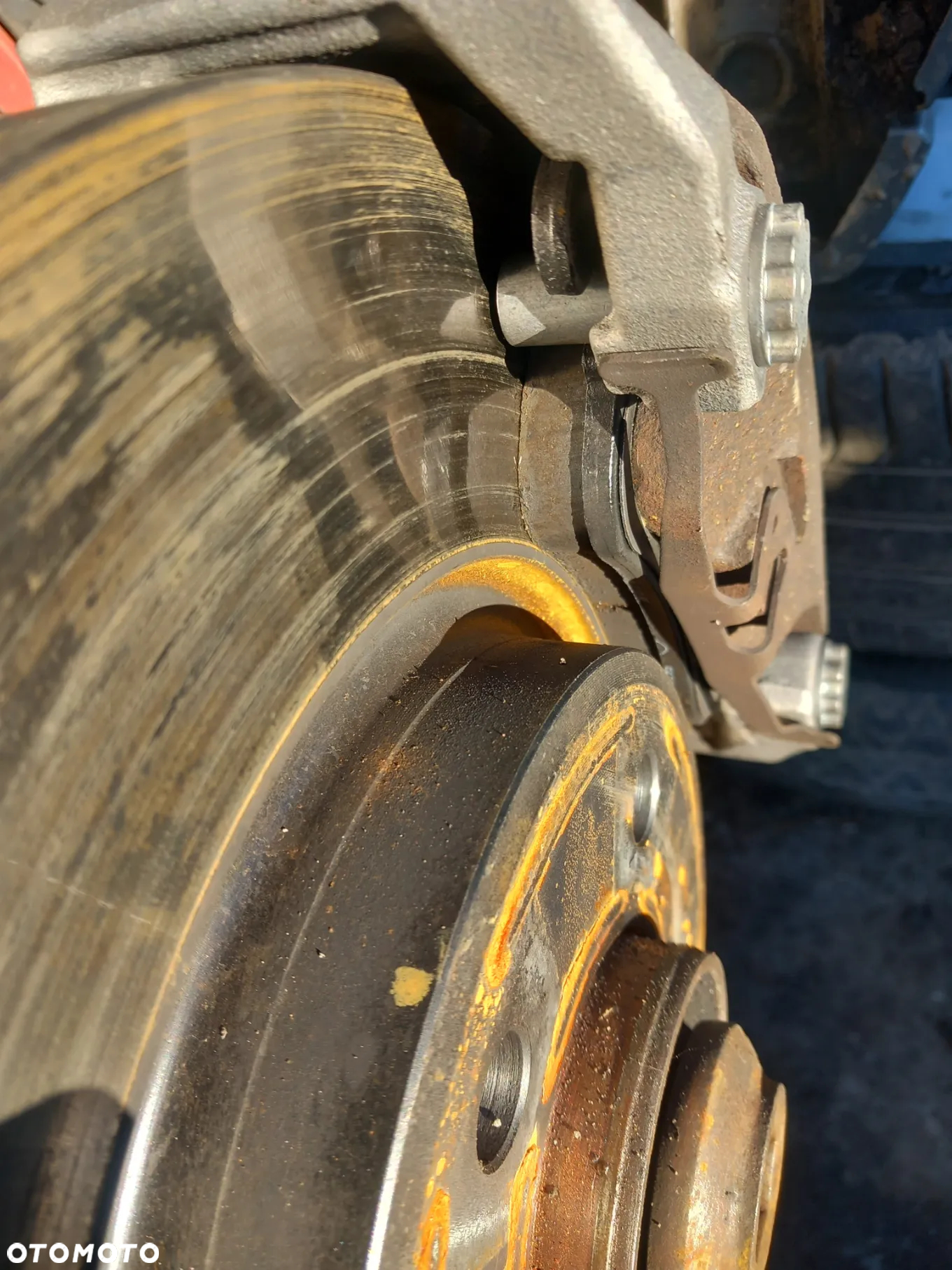 Tarcze klocki przod Audi A6 C7 Q5 - 5