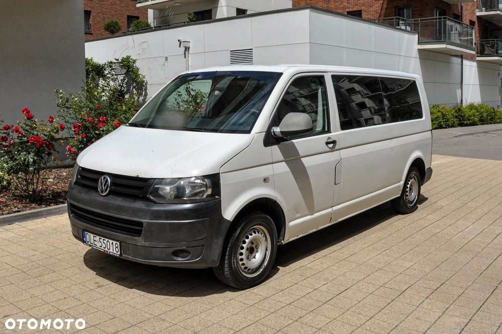 Volkswagen Transporter - 1