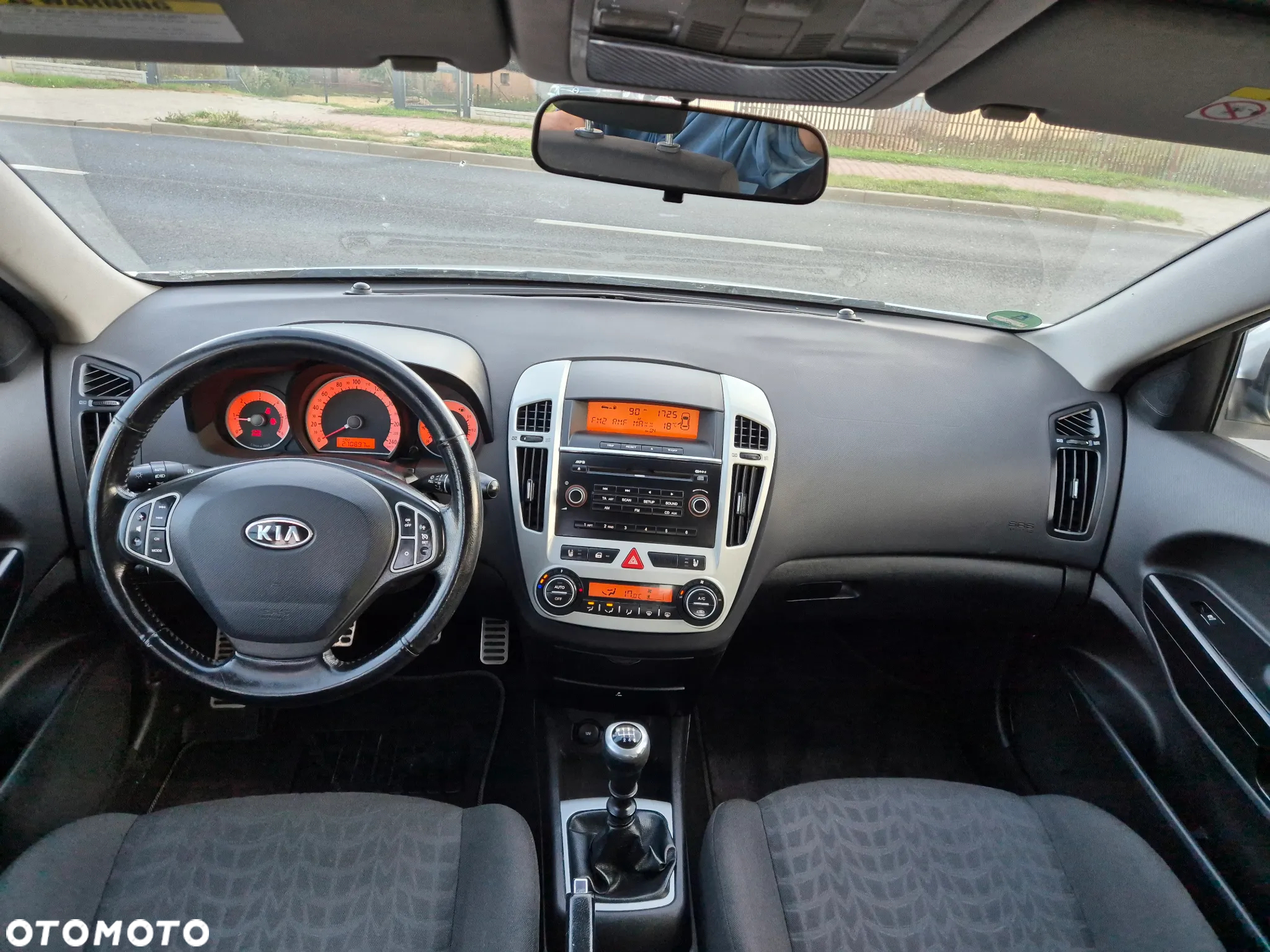 Kia Ceed 2.0 CRDi EX - 7