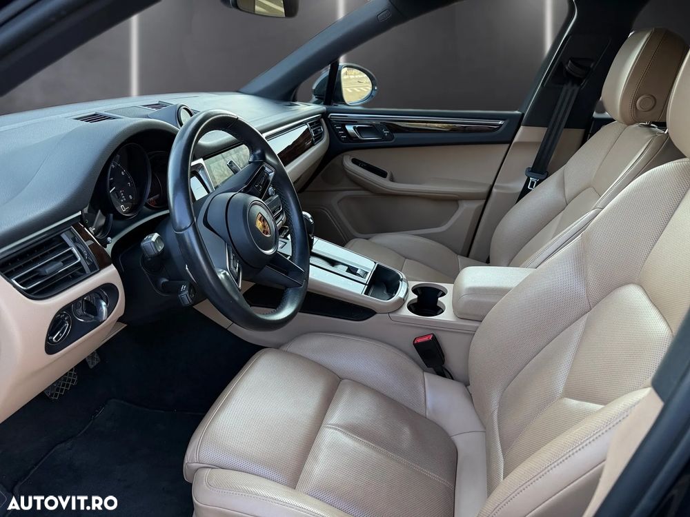 Porsche Macan - 12