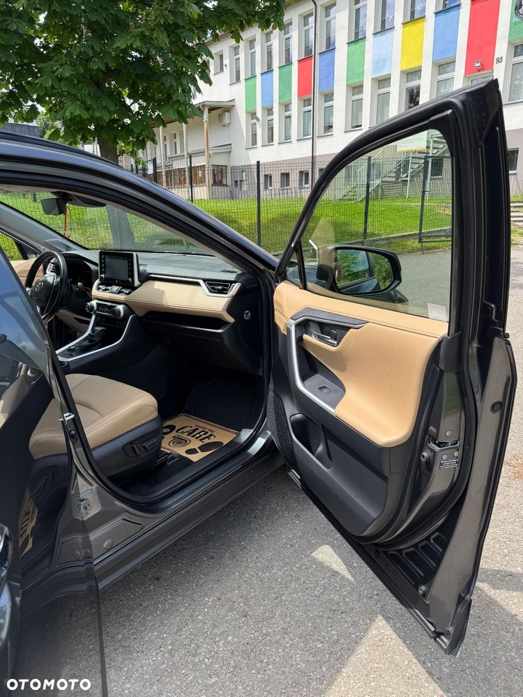 Toyota RAV4 - 23