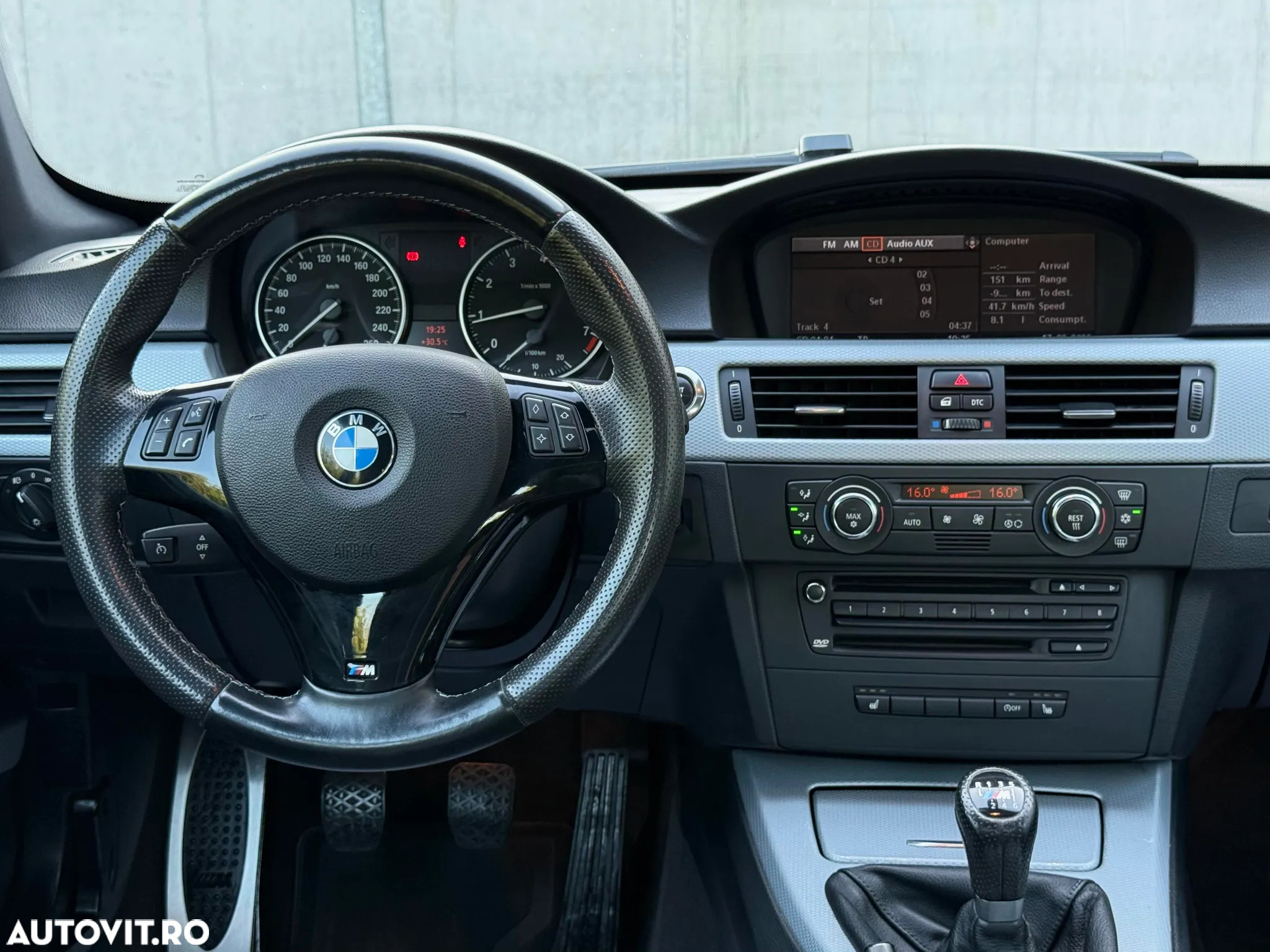 BMW Seria 3 320i Coupe M Sport Edition - 6