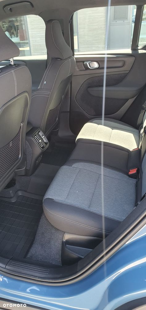 Volvo XC 40 B3 Plus Dark - 7