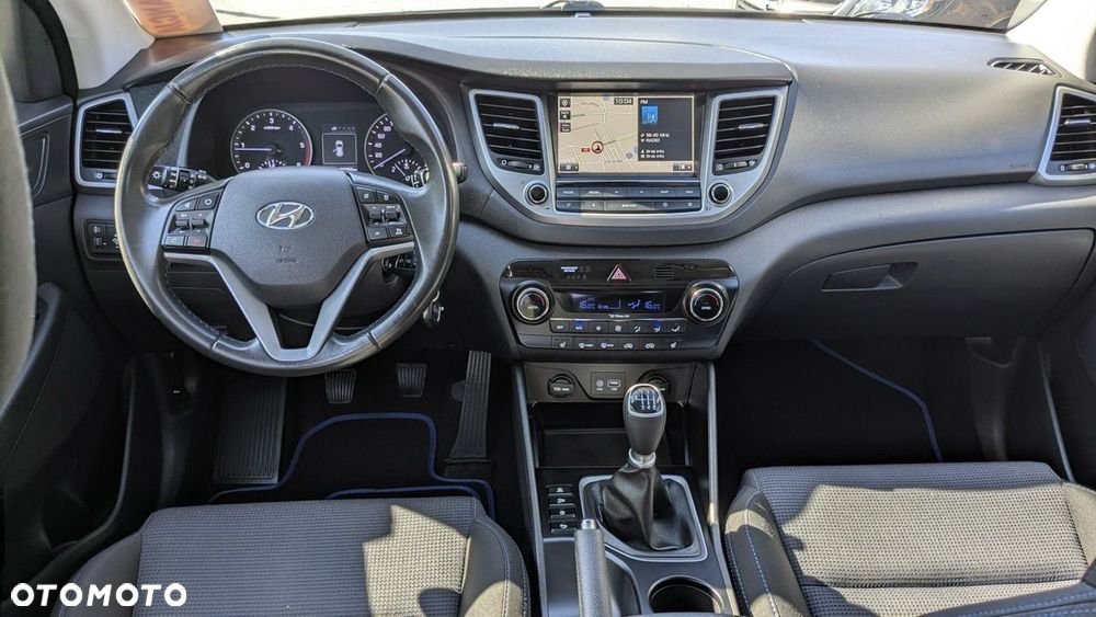 Hyundai Tucson blue 1.7 CRDi 2WD Advantage - 25