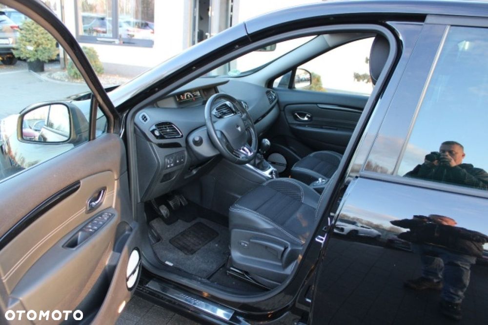 Renault Scenic - 28
