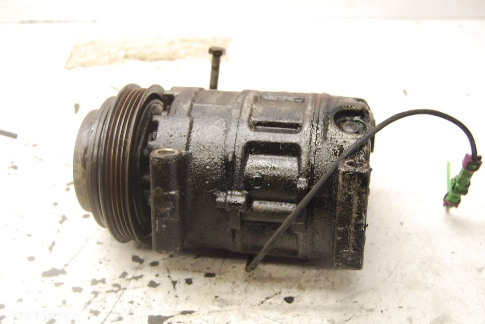 SPRĘŻARKA KLIMATYZACJI 4B0260805C AUDI A6 C5 2.5 TDI VW PASSAT B5 - 9