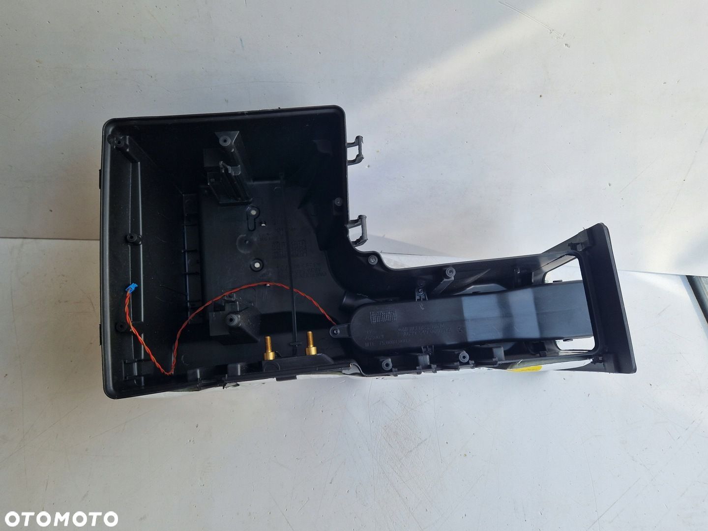 MERCEDES VITO W639 OSŁONA OBUDOWA BEZPIECZNIKÓW KOMPUTERA A6395400324 NOWA - 1