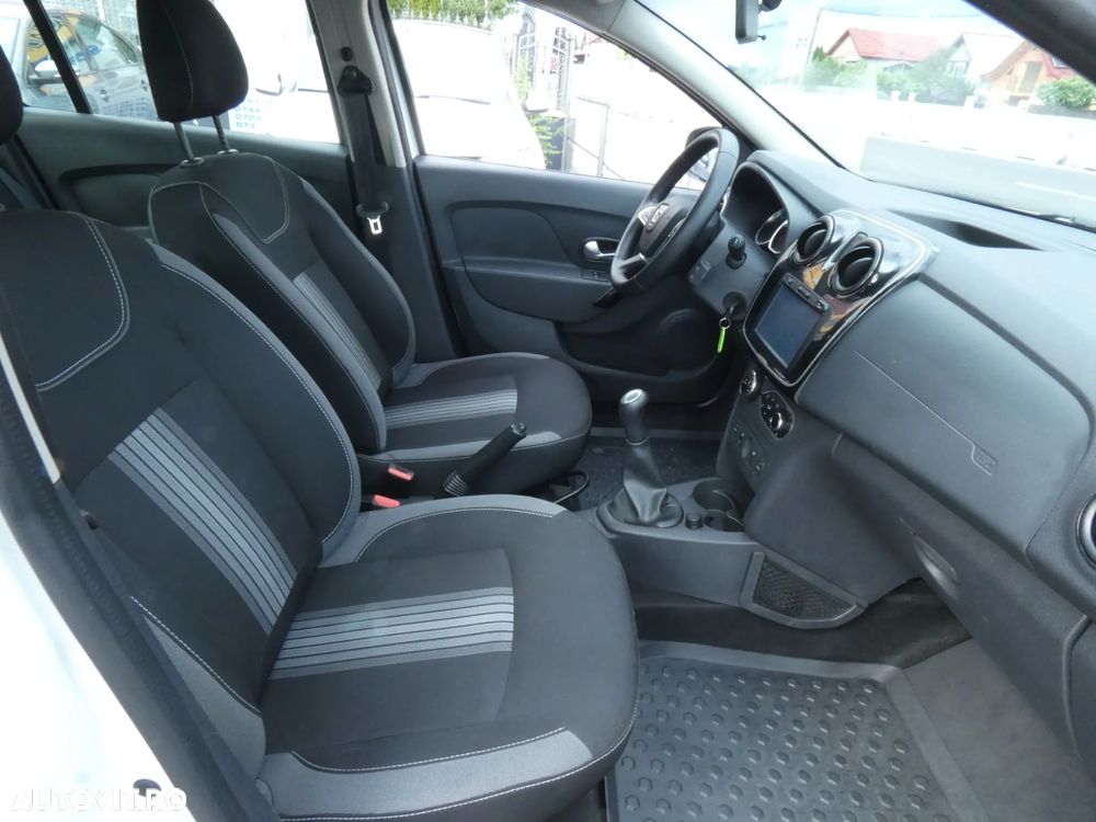 Dacia Logan 0.9 TCe Prestige - 17