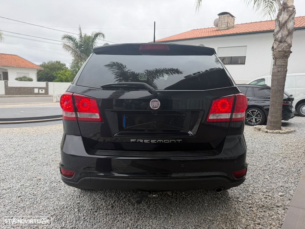 Fiat Freemont 2.0 M-Jet BlackCode - 12