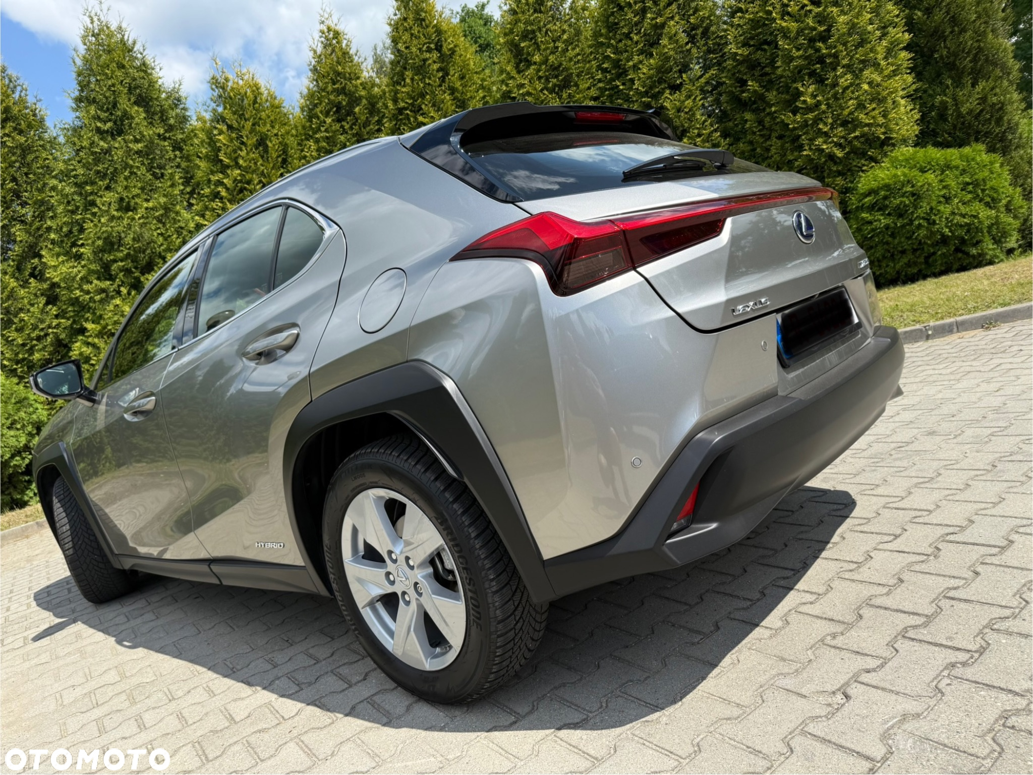 Lexus UX 250h - 4