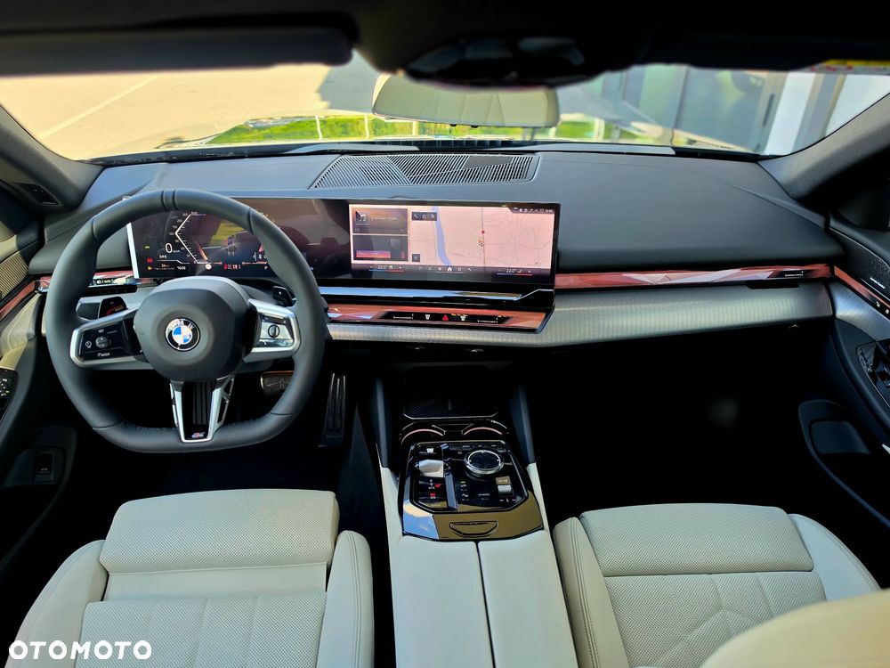 BMW Seria 5 520d xDrive mHEV - 23