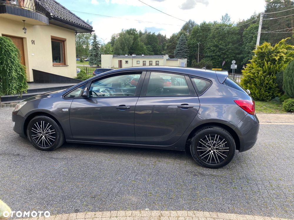 Opel Astra 1.4 Cosmo - 5